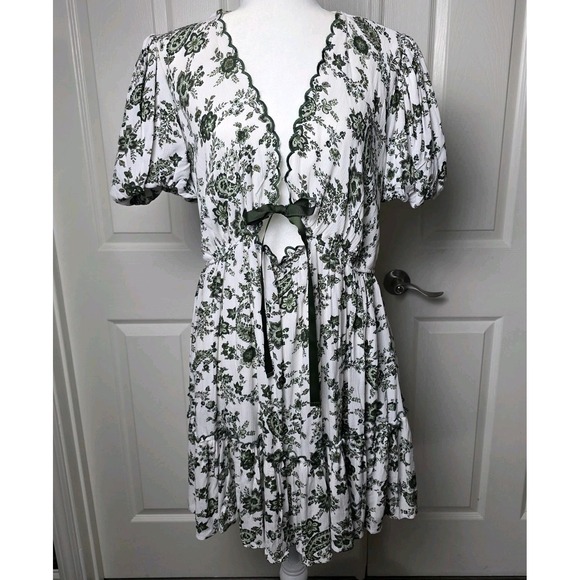 Trixxi White Mini Dress with Green Floral Print - Picture 3 of 14